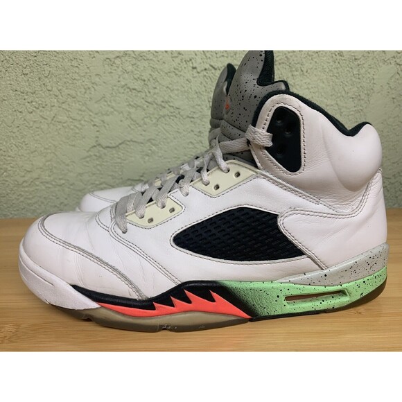 Nike‎ Air Jordan 5 Retro Poison Green Black 136027–115 Sz 10.5 main image 9